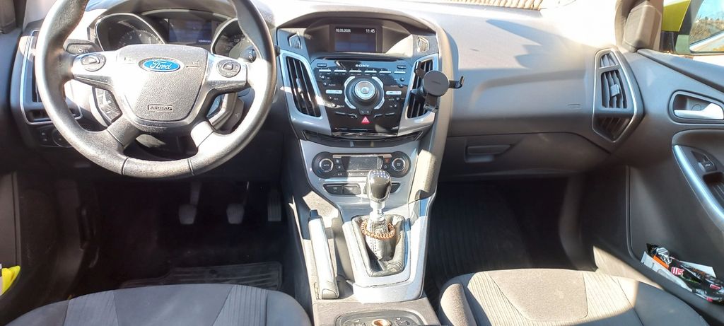 Ford Focus 130.000 km 5.999 &euro; Oberasbach 90522