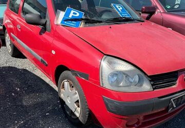 Renault Clio 208.000 km 2.799 &euro; Nürnberg 90411