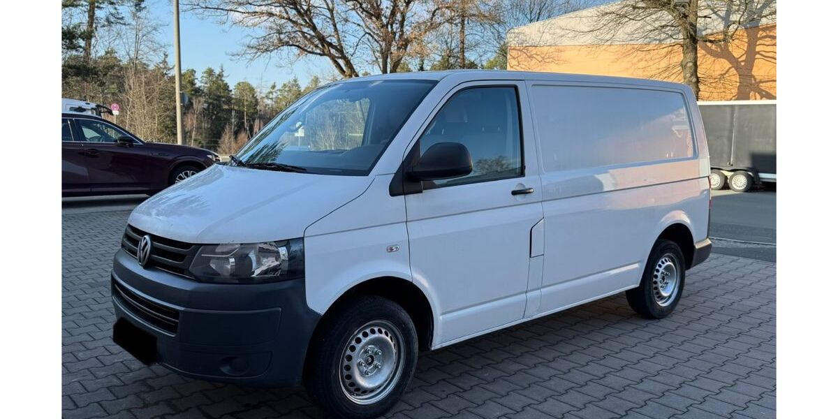 VW T5 Transporter 273.000 km 3.990 &euro; Feucht 90475