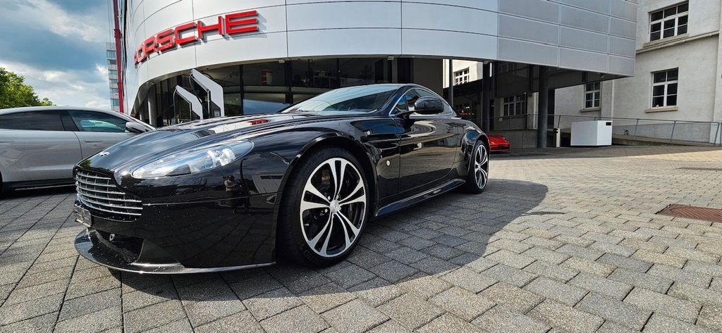 Aston Martin V12 Vantage 73.000 km 109.000 &euro; Nürnberg 90411