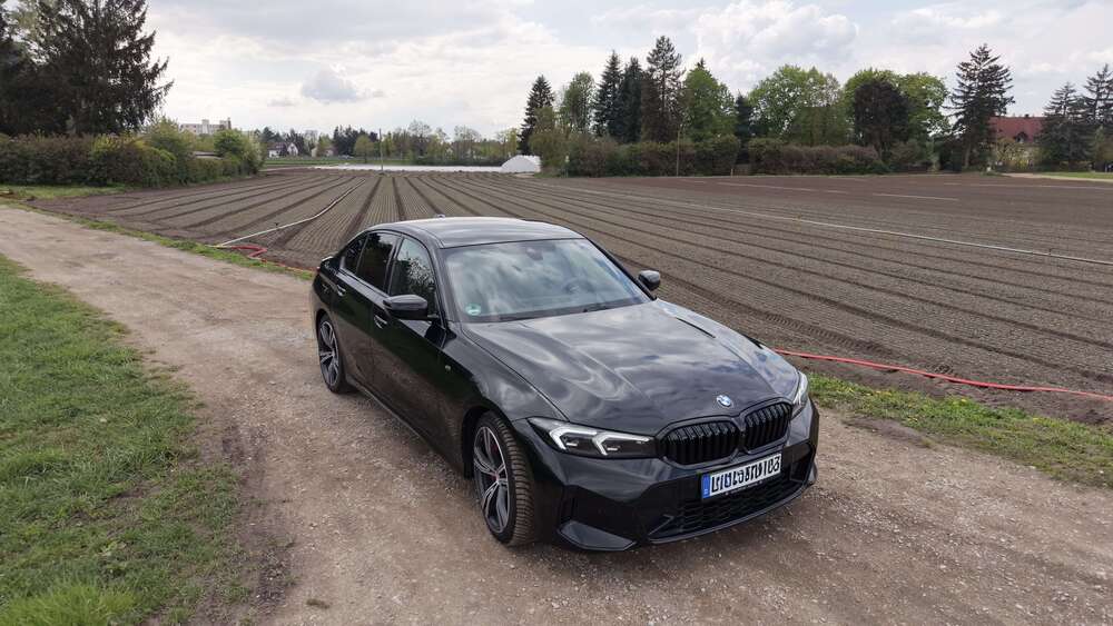 BMW 330 31.000 km 41.999 &euro; Nürnberg 90441