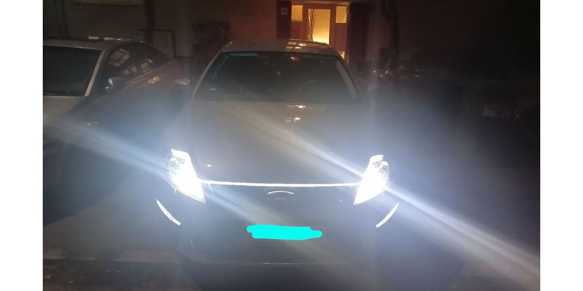Ford Mondeo 61.000 km 12.200 &euro; Nürnberg 90429