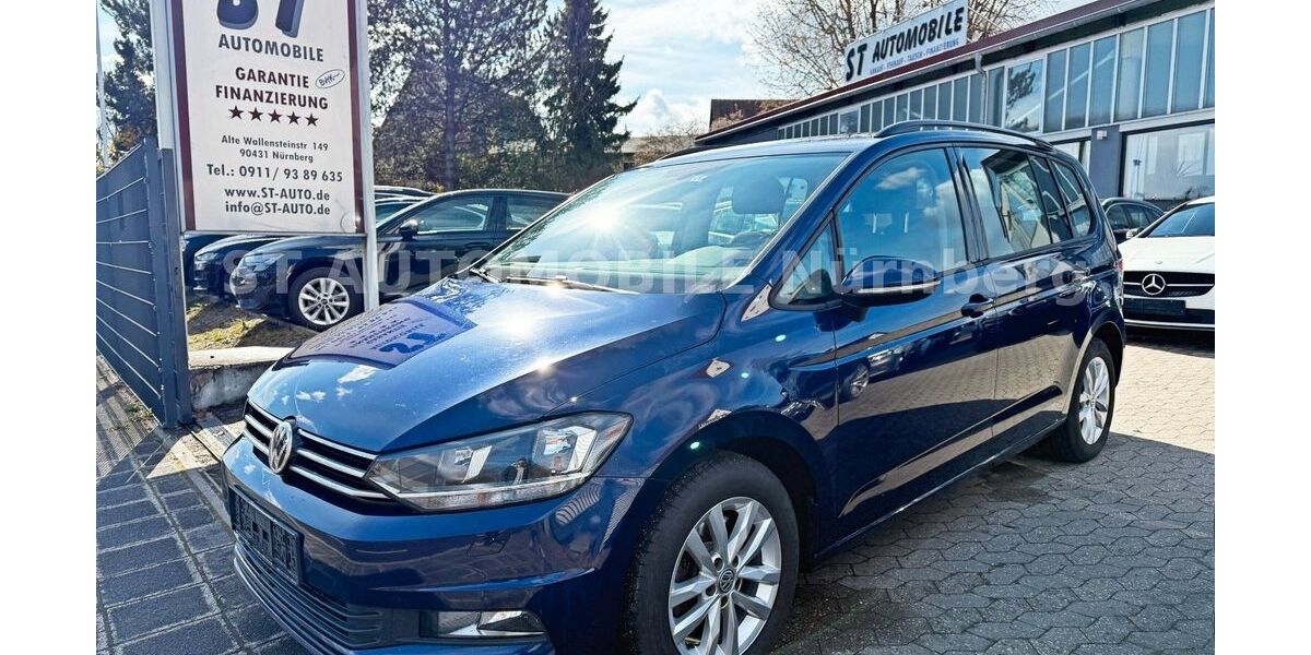VW Touran 268.400 km 8.400 &euro; Nürnberg 90431
