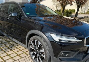 Volvo V60 Cross Country 124.000 km 21.300 &euro; Zirndorf 90513
