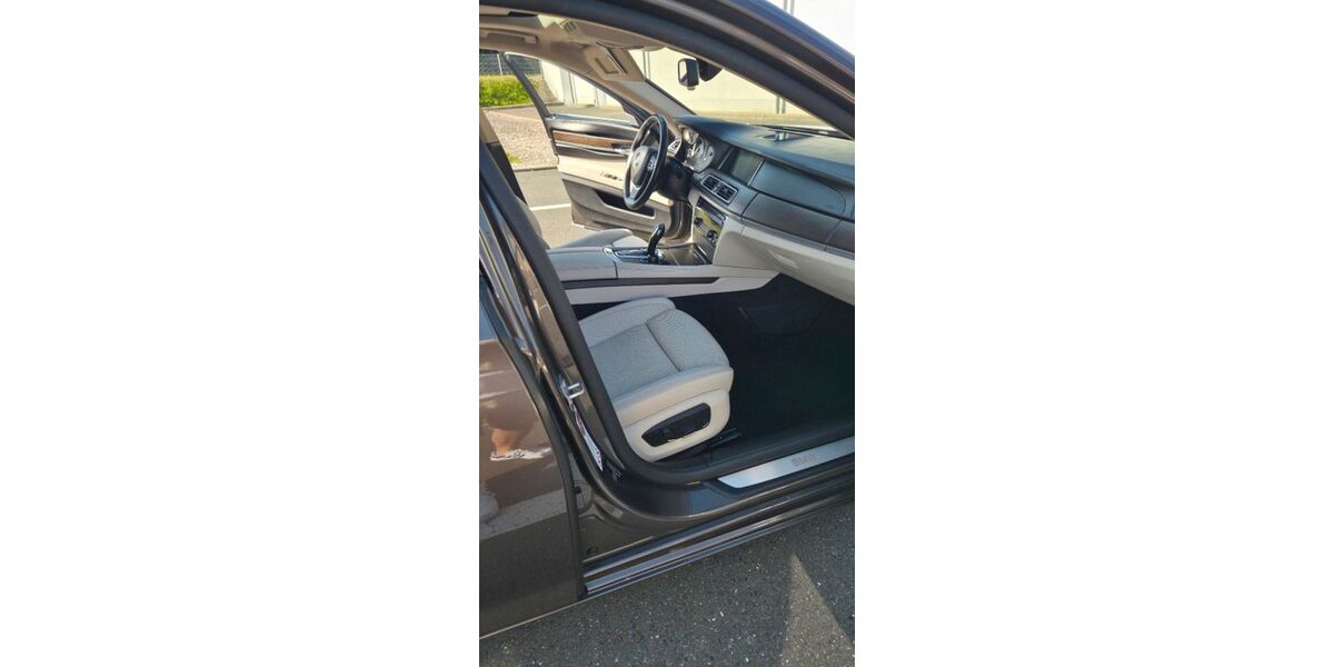 BMW 750 185.000 km 16.499 &euro; Nürnberg 90402