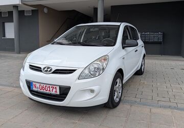 Hyundai i20 173.000 km 2.000 &euro; Nürnberg 90439