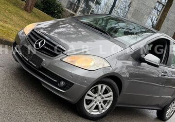 Mercedes-Benz A 180 89.000 km 6.900 &euro; Nürnberg 90431