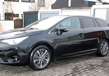 Toyota Avensis 98.000 km 10.980 &euro; Feucht 90537