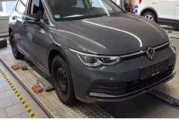 VW Golf 43.693 km 22.702 &euro; Nürnberg 90411