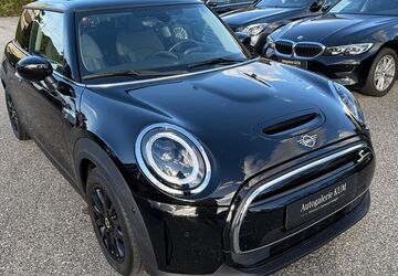 Mini Cooper SE 27.670 km 17.950 &euro; Fuerth 90763