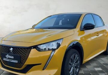 Peugeot 208 8.500 km 20.790 &euro; Nürnberg OT Schweinau 90439