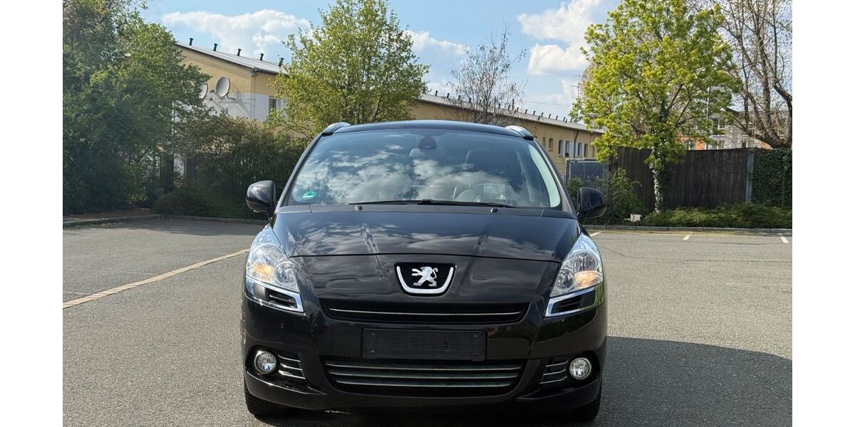 Peugeot 5008 116.000 km 4.950 &euro; Fürth 90763