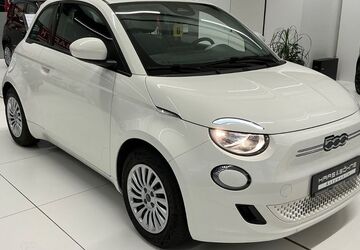 Fiat 500e 10.588 km 17.990 &euro; Eckental 90542