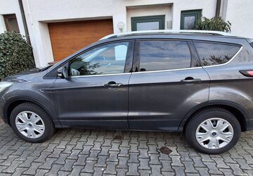 Ford Kuga 60.000 km 14.200 &euro; Langenzenn 90579