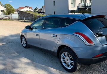 Lancia Delta 277.275 km 2.200 &euro; Nürnberg 90431