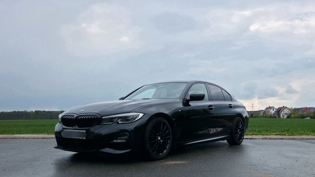 BMW 330 135.000 km 31.990 &euro; Pegnitz/Willenreuth 91257