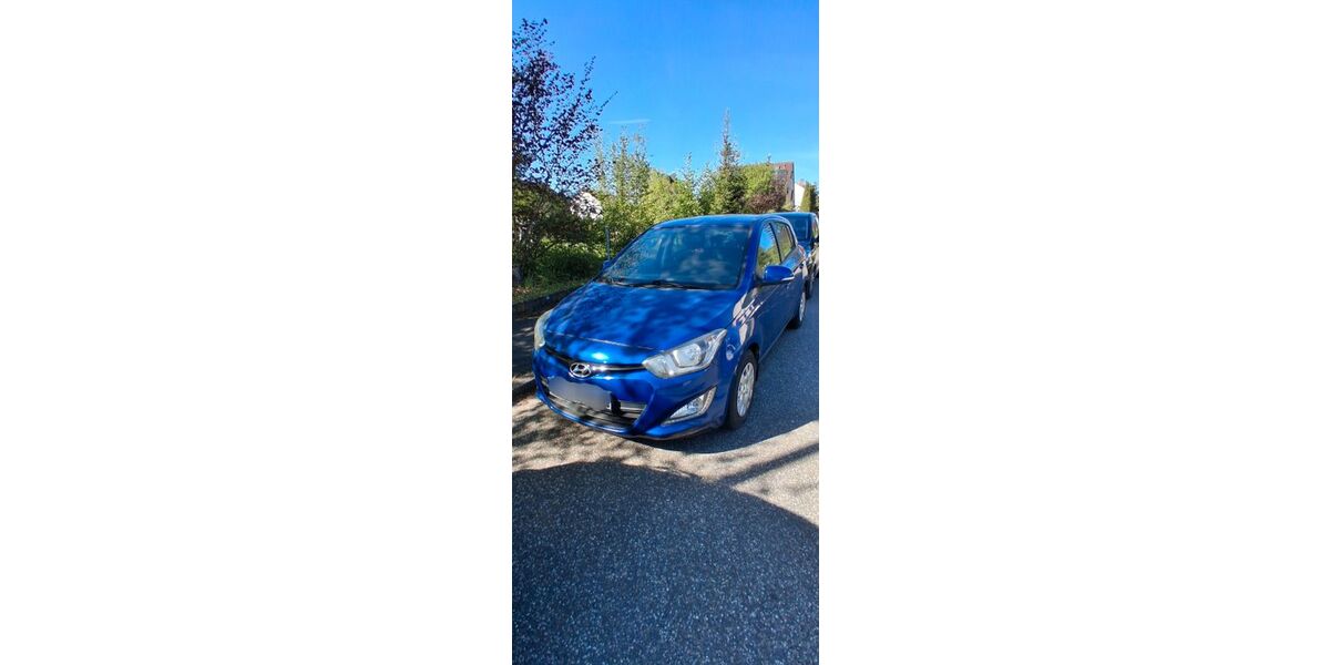 Hyundai i20 134.800 km 3.300 &euro; Lauf 91207