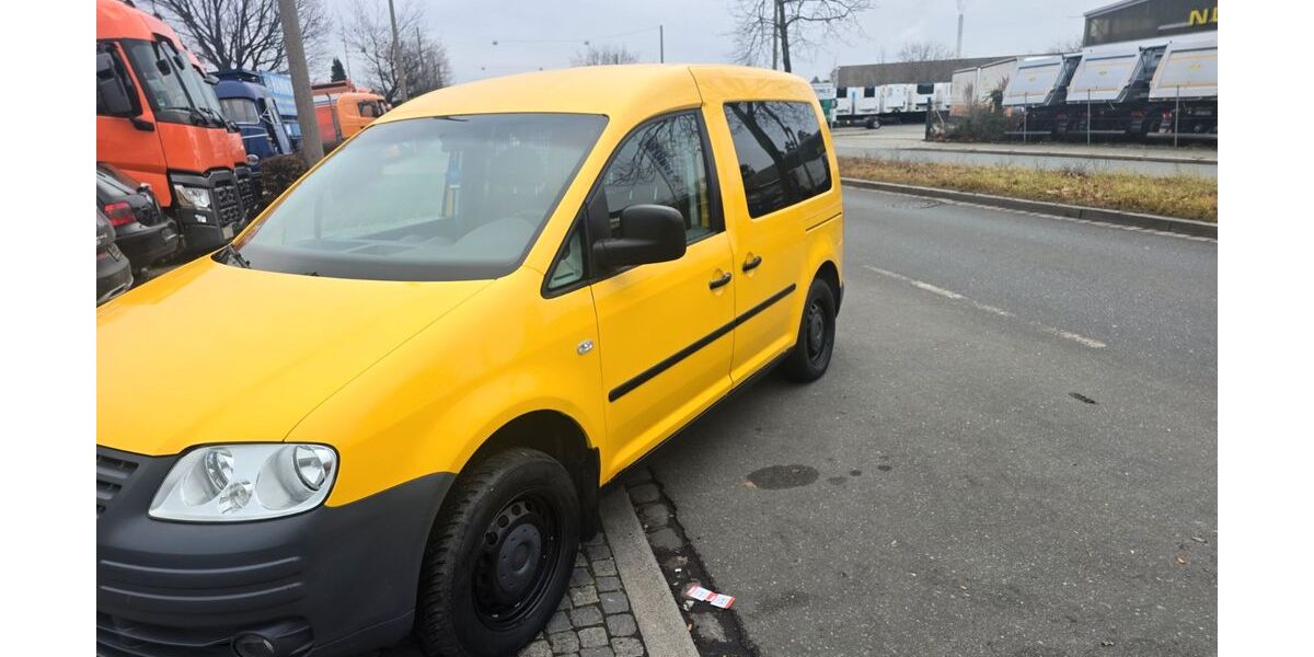VW Caddy 213.000 km 2.750 &euro; Nürnberg 90431
