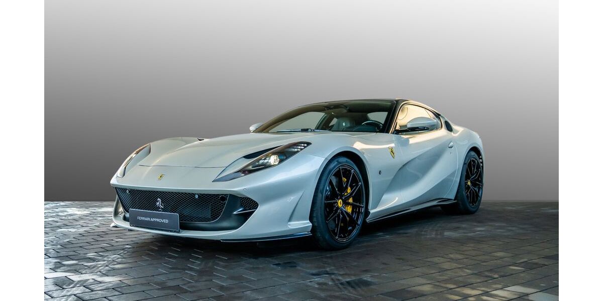 Ferrari 812 5.800 km 339.812 &euro; Nürnberg 90431