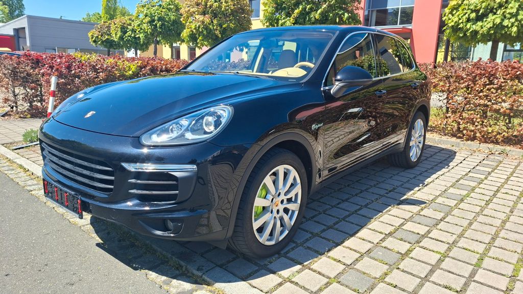 Porsche Cayenne 92.000 km 29.990 &euro; Nürnberg 90408