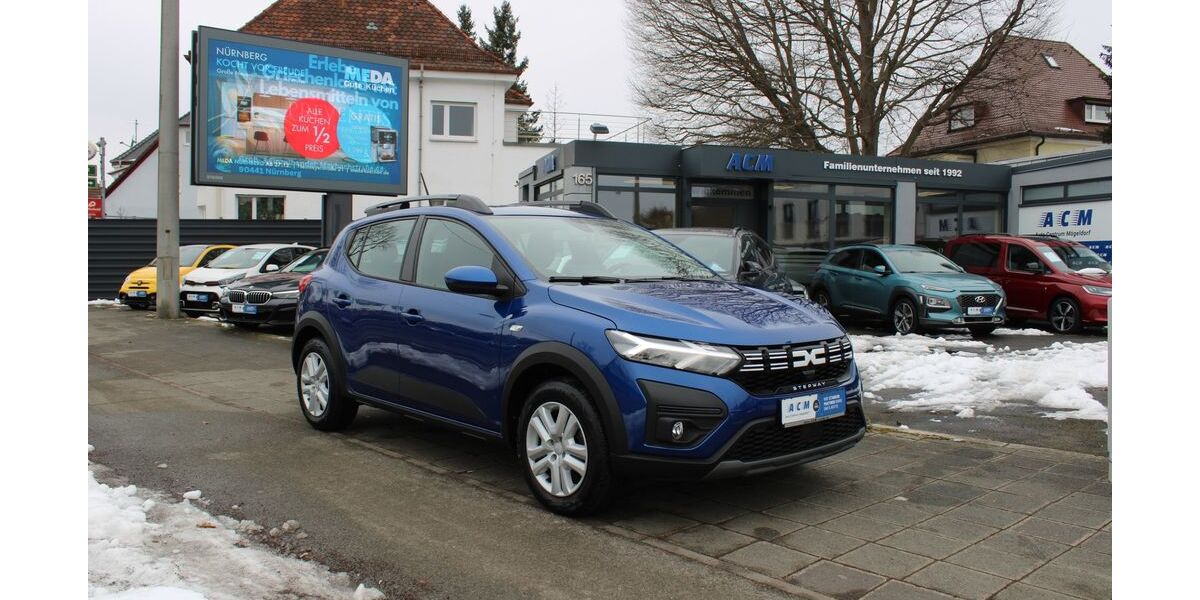 Dacia Sandero 3.400 km 17.700 &euro; Nürnberg 90482