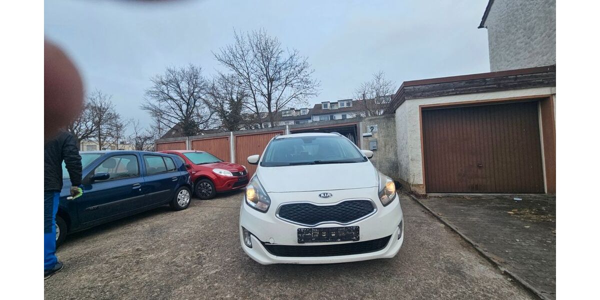 Kia Carens 309.000 km 3.480 &euro; Schwabach 91126