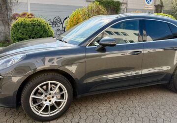 Porsche Macan 210.000 km 25.999 &euro; Erlangen 91052