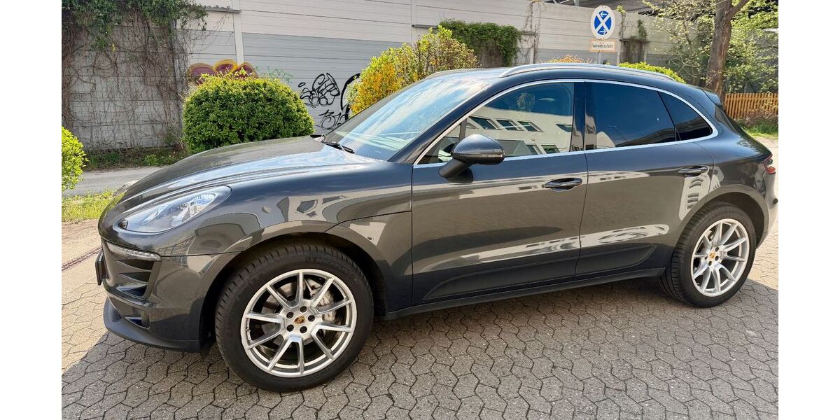 Porsche Macan 210.000 km 25.999 &euro; Erlangen 91052