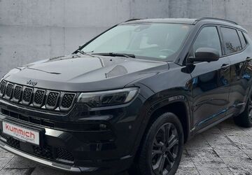 Jeep Compass 67.963 km 27.470 &euro; Fürth 90763