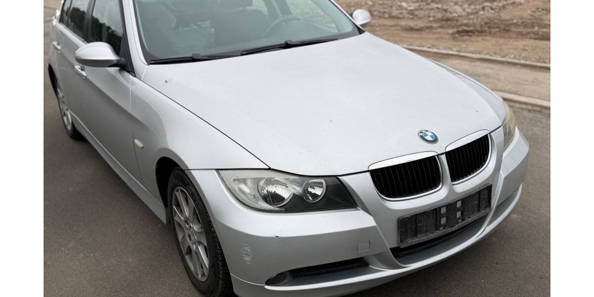 BMW 318 177.000 km 2.950 &euro; Grosshabersdorf 90613