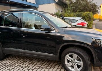 VW Tiguan 97.000 km 9.500 &euro; Nürnberg 90427