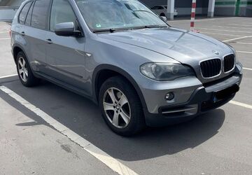 BMW X5 280.000 km 8.900 &euro; Nürnberg 90443