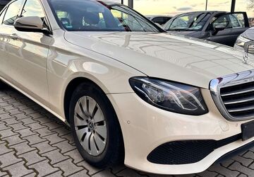 Mercedes-Benz E 200 307.218 km 9.999 &euro; Zirndorf 90513