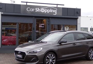 Hyundai i30 59.900 km 16.980 &euro; Roth 91154