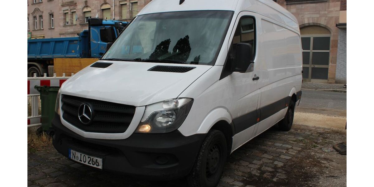 Mercedes-Benz Sprinter 335.000 km 11.490 &euro; Fürth 90763