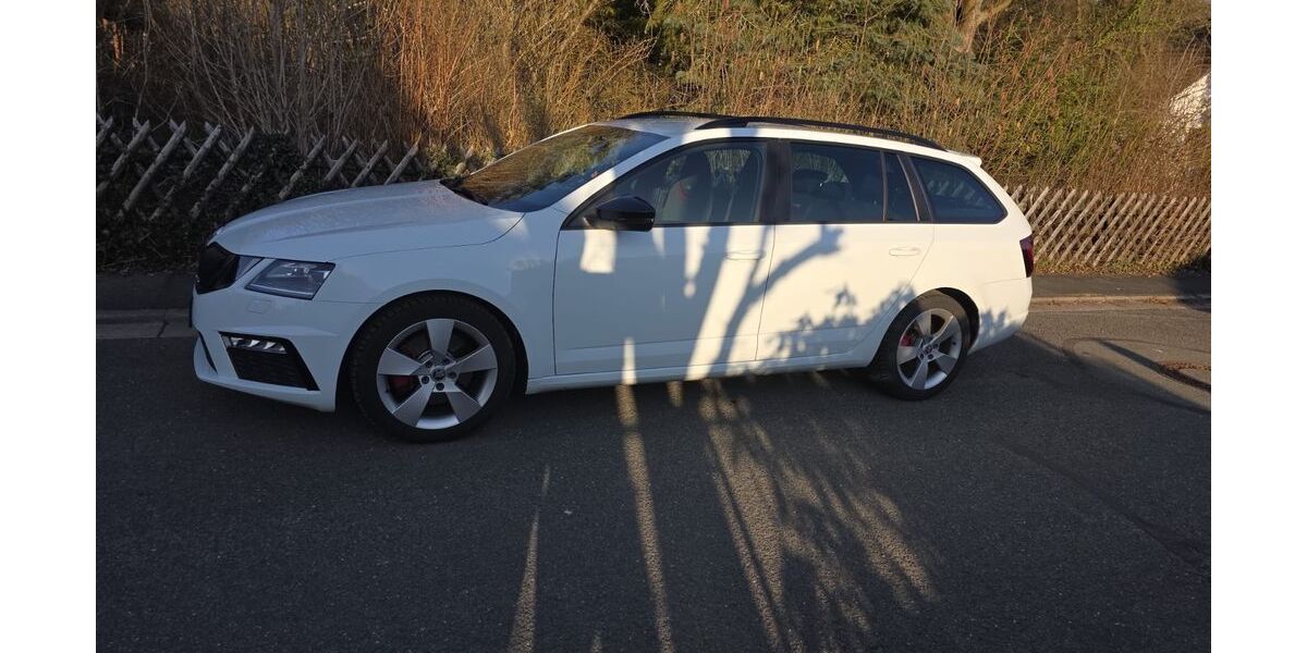 Skoda Octavia 124.500 km 18.200 &euro; Hemhofen 91334