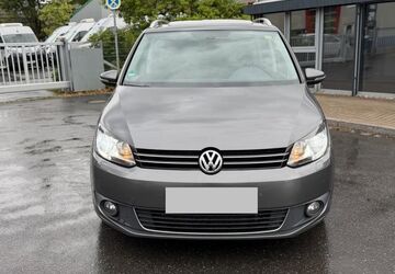 VW Touran 259.000 km 7.600 &euro; Nürnberg 90429
