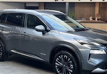 Nissan X-Trail 12.004 km 33.740 &euro; Cadolzburg bei Nürnberg 90556