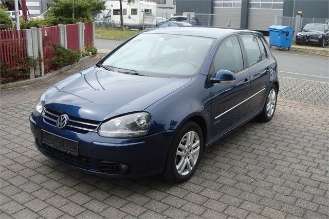VW Golf 255.000 km 2.300 &euro; Fürth 90763