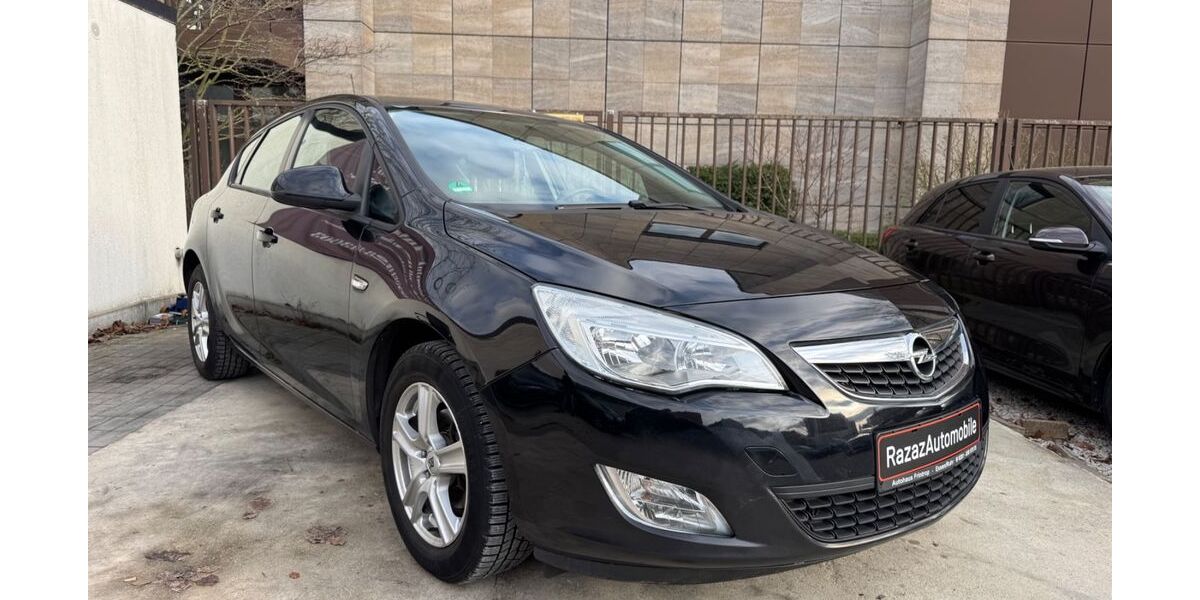 Opel Astra 141.000 km 4.490 &euro; Fürth 90763