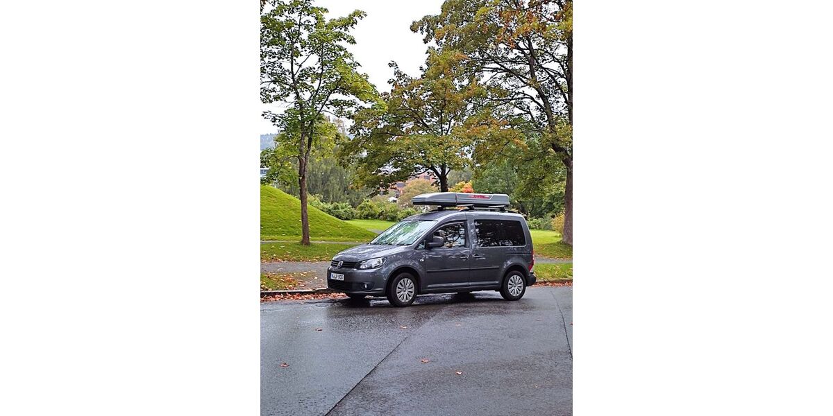 VW Caddy 216.000 km 9.600 &euro; Nürnberg 90425