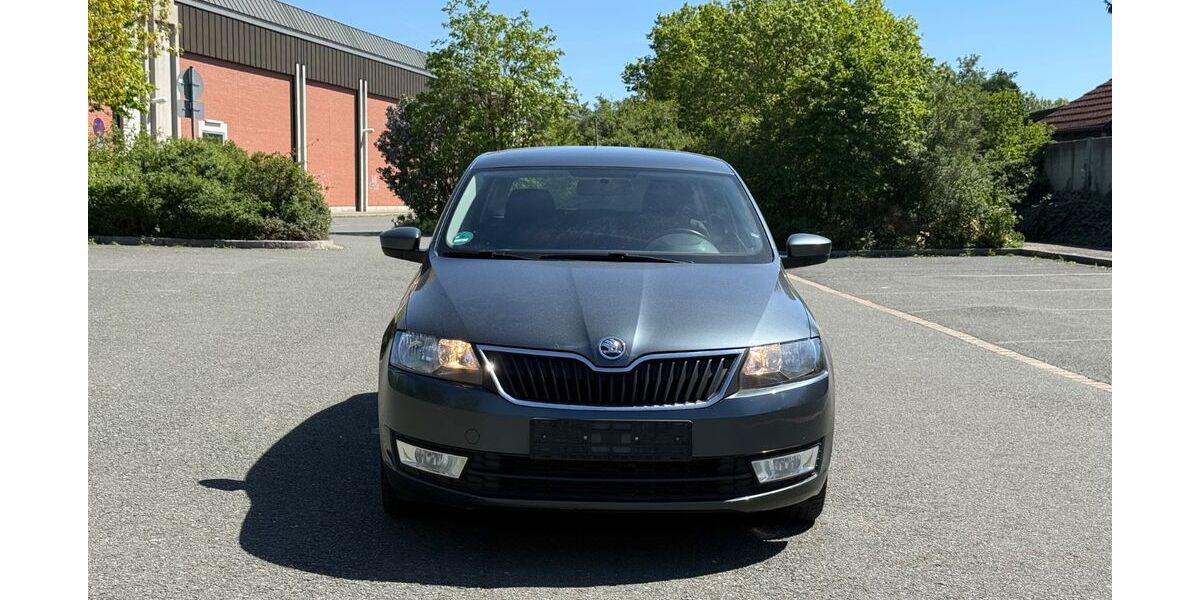 Skoda Rapid 155.000 km 6.900 &euro; Fürth 90763