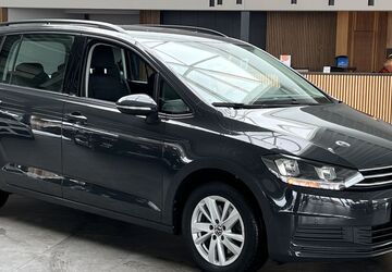 VW Touran 125.000 km 23.440 &euro; Cadolzburg bei Nürnberg 90556