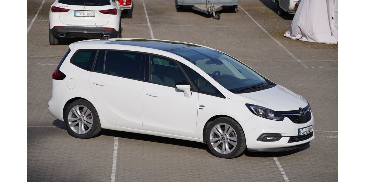 Opel Zafira Tourer 141.000 km 13.998 &euro; Heroldsbach 91336
