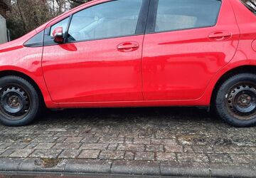 Toyota Yaris 161.980 km 6.900 &euro; Berg b.Neumarkt i.d.OPf.Berg 92348