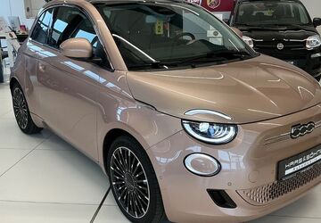 Fiat 500e 38.343 km 17.990 &euro; Eckental 90542