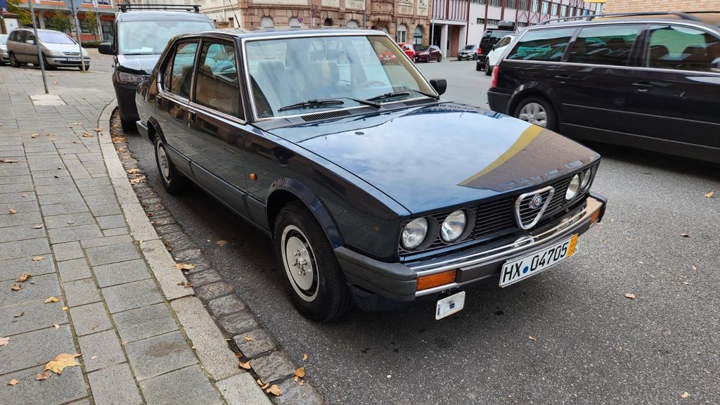 Alfa Romeo Alfetta 178.000 km 10.900 &euro; Nürnberg 90489