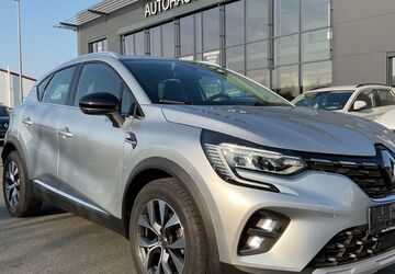 Renault Captur 57.760 km 15.900 &euro; Fürth 90763
