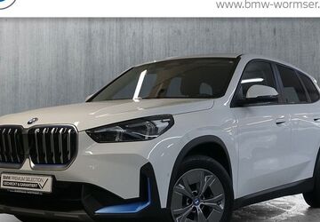 BMW iX1 36.815 km 33.970 &euro; Erlangen 91058