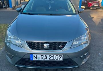 Seat Leon 102.000 km 12.900 &euro; Nürnberg 90478